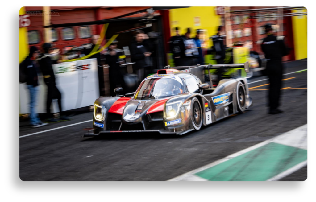 Maxim Dirickx leaving the pit